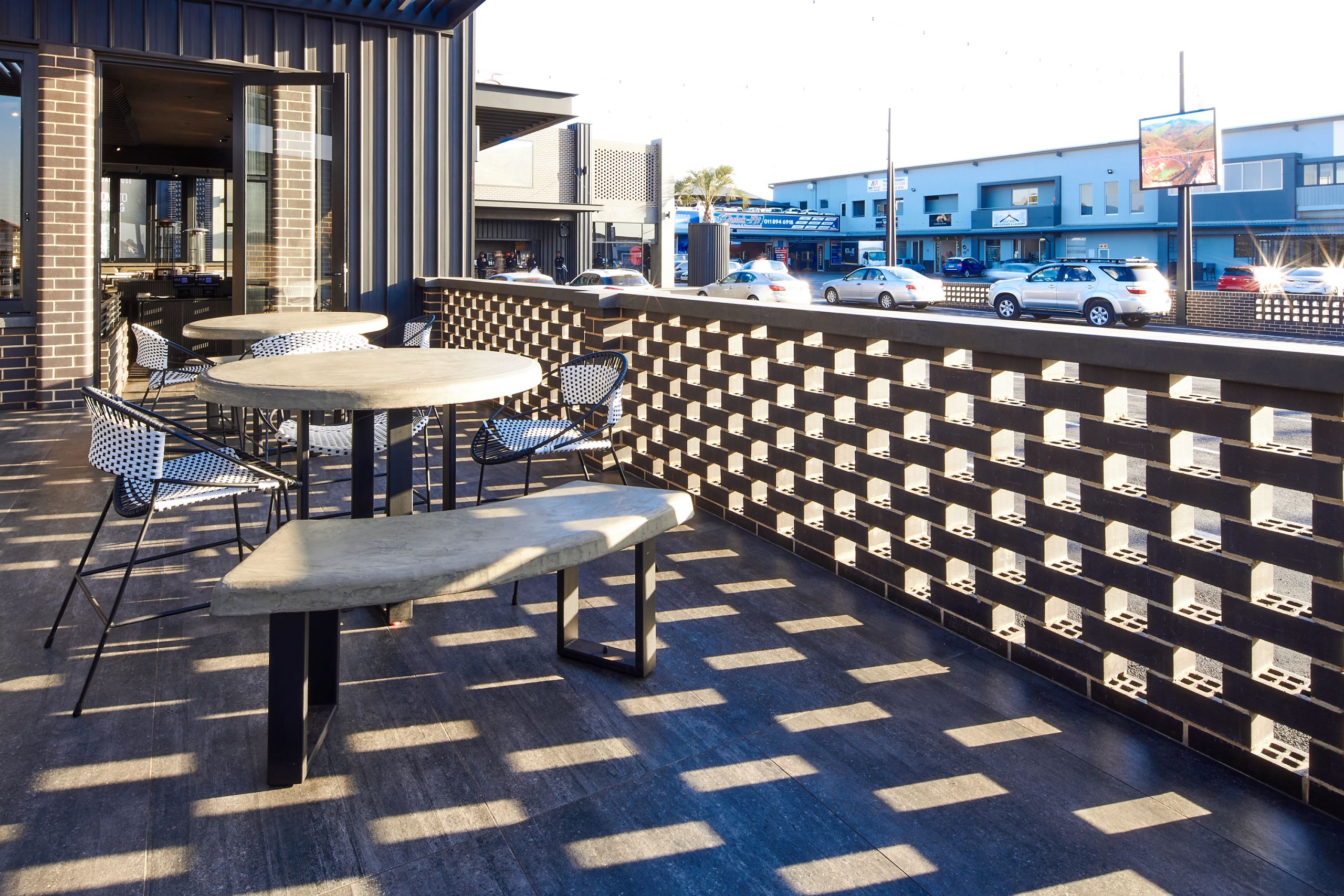 Hit and miss brick screen wall created with Corobrik Black Brick Satin for Kota Joe Roadhouse
