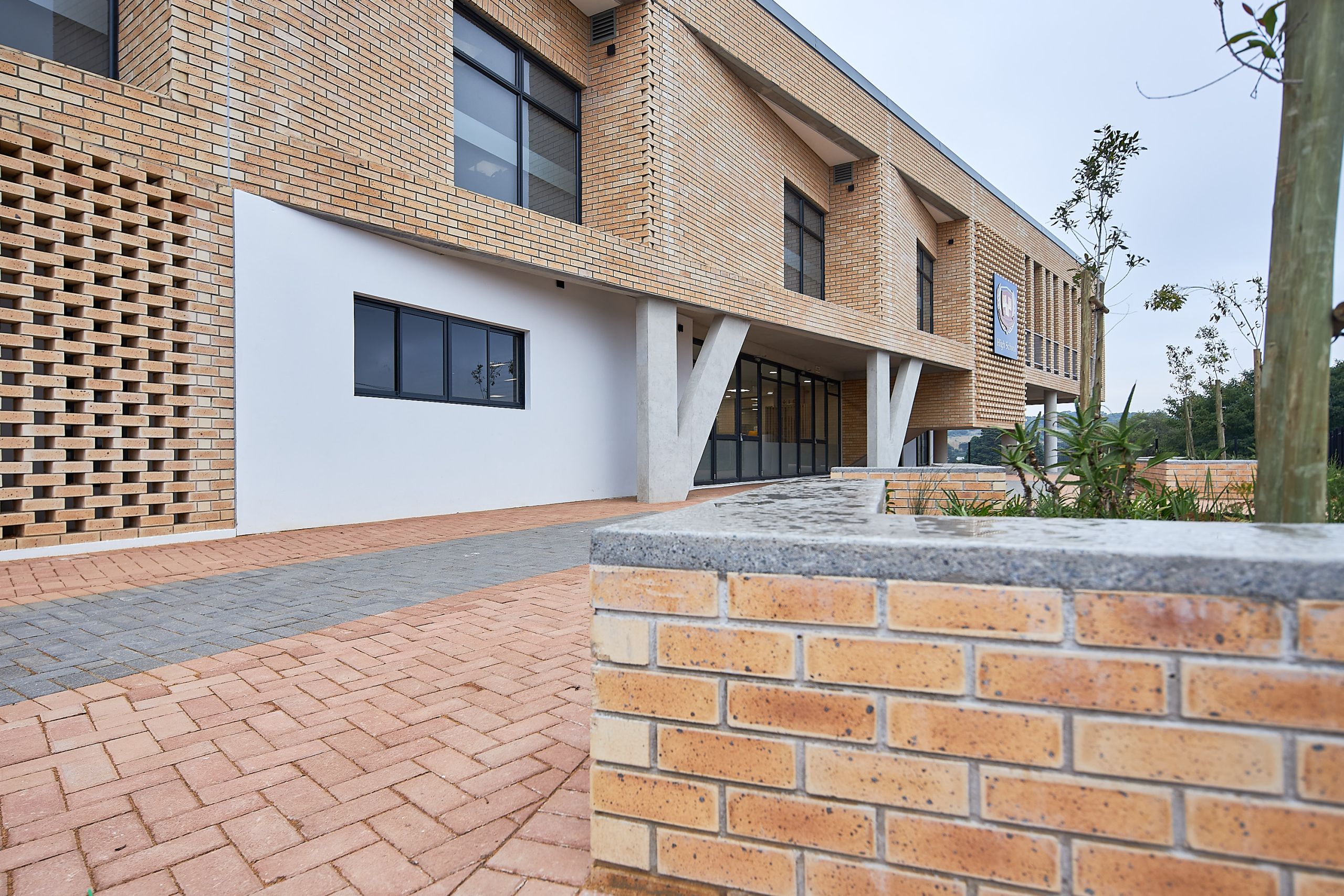 Creative use of Corobrik face brick for Curro Northriding