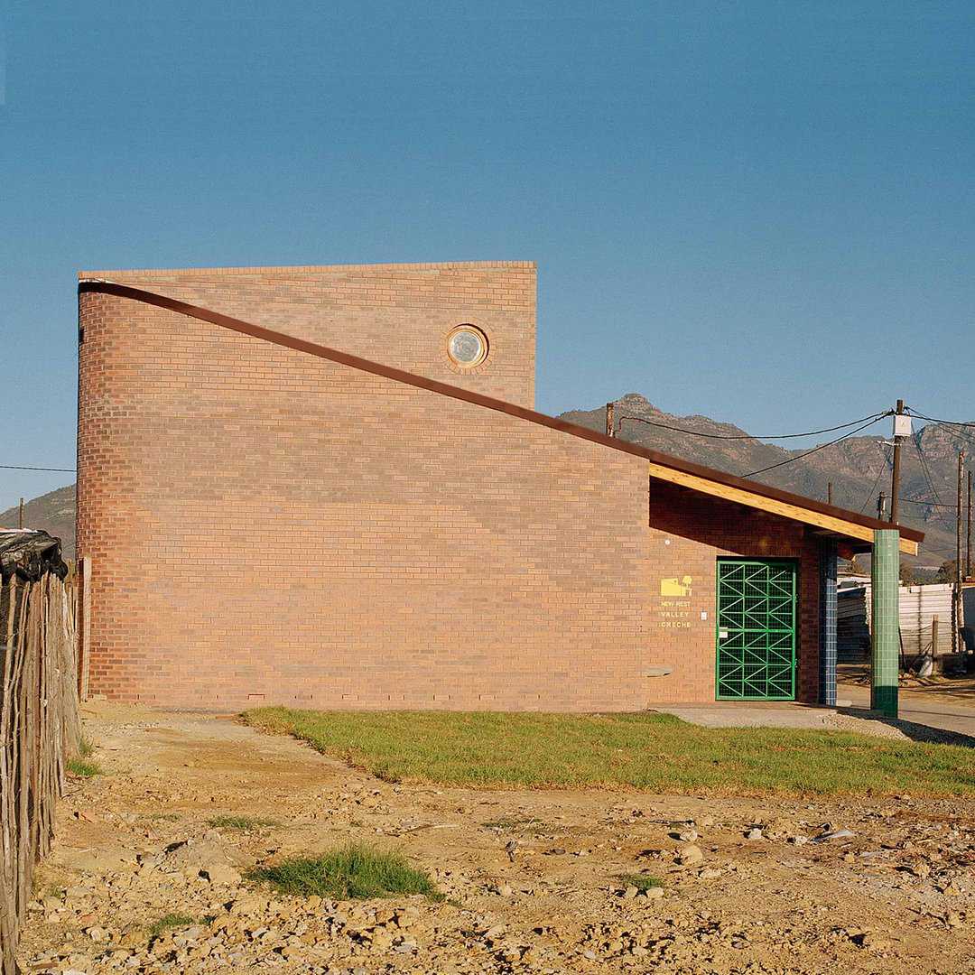 New Rest Valley Crèche face brick exterior