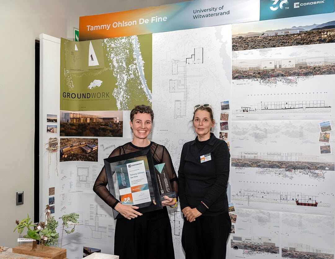 Winner, Tammy Ohlson de Fine (University of Witwatersrand) & Kirsten Derman ( WITS Supervisor)